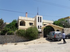 House for sale in Deit Al Zahrani  2 Separate Levels, 350 meters top level and 160 meters lower level, land 1200 meters